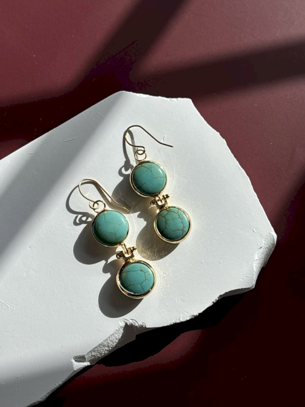 TURQUOISE DANGLING EARRINGS