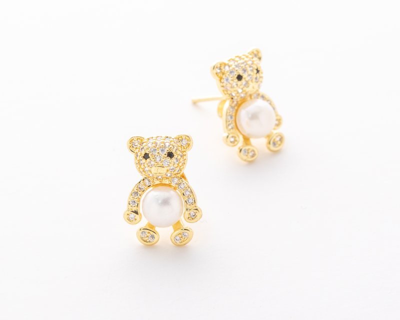 Teddy bear earring