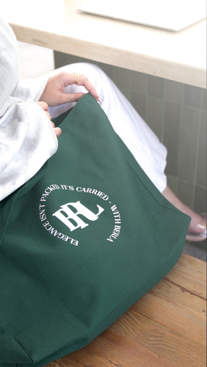 Tote bag