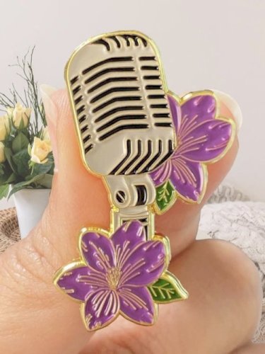 بنز الإعلام