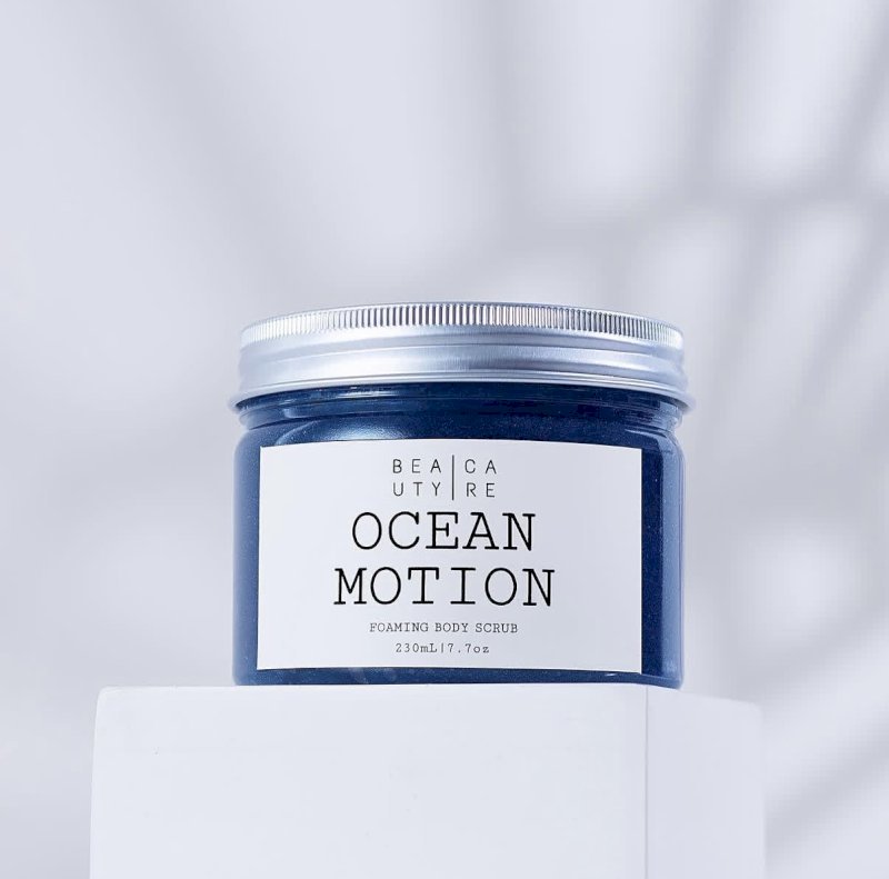 مقشر المحيط الأزرق للجسم