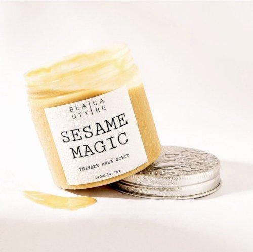 مقشر السمسم السحري للمنطقة الحساسة