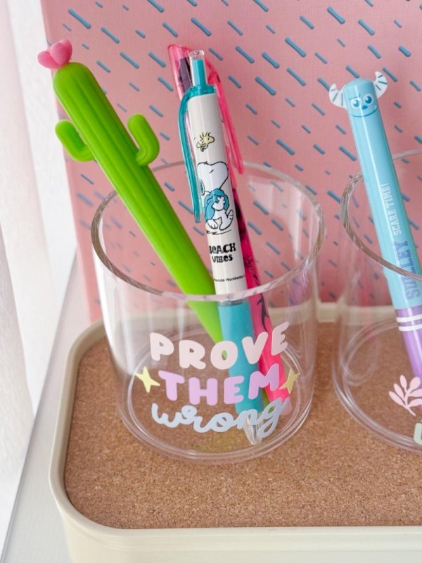 Pen holder (prove them wrong)