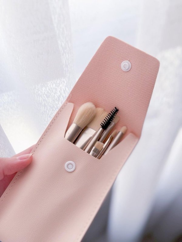 Makeup Brushes