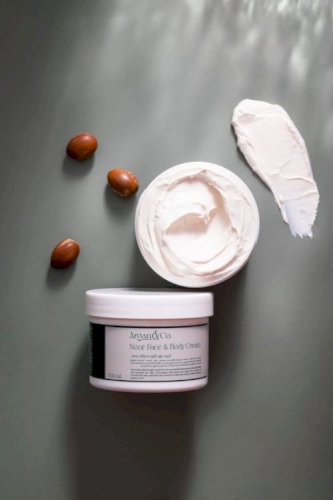 كريم نور للوجه والجسم