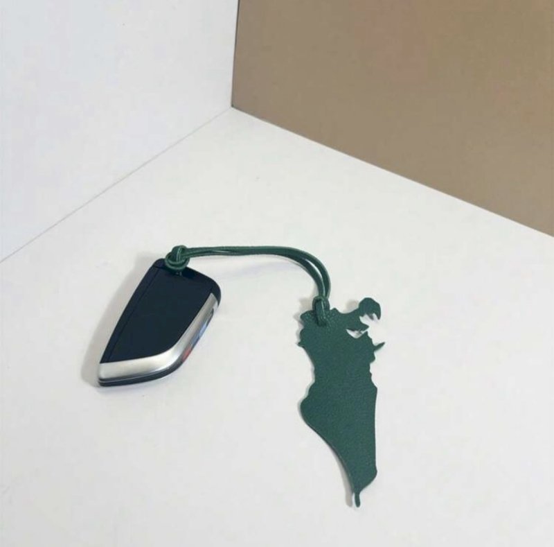 Bahrain map keychain
