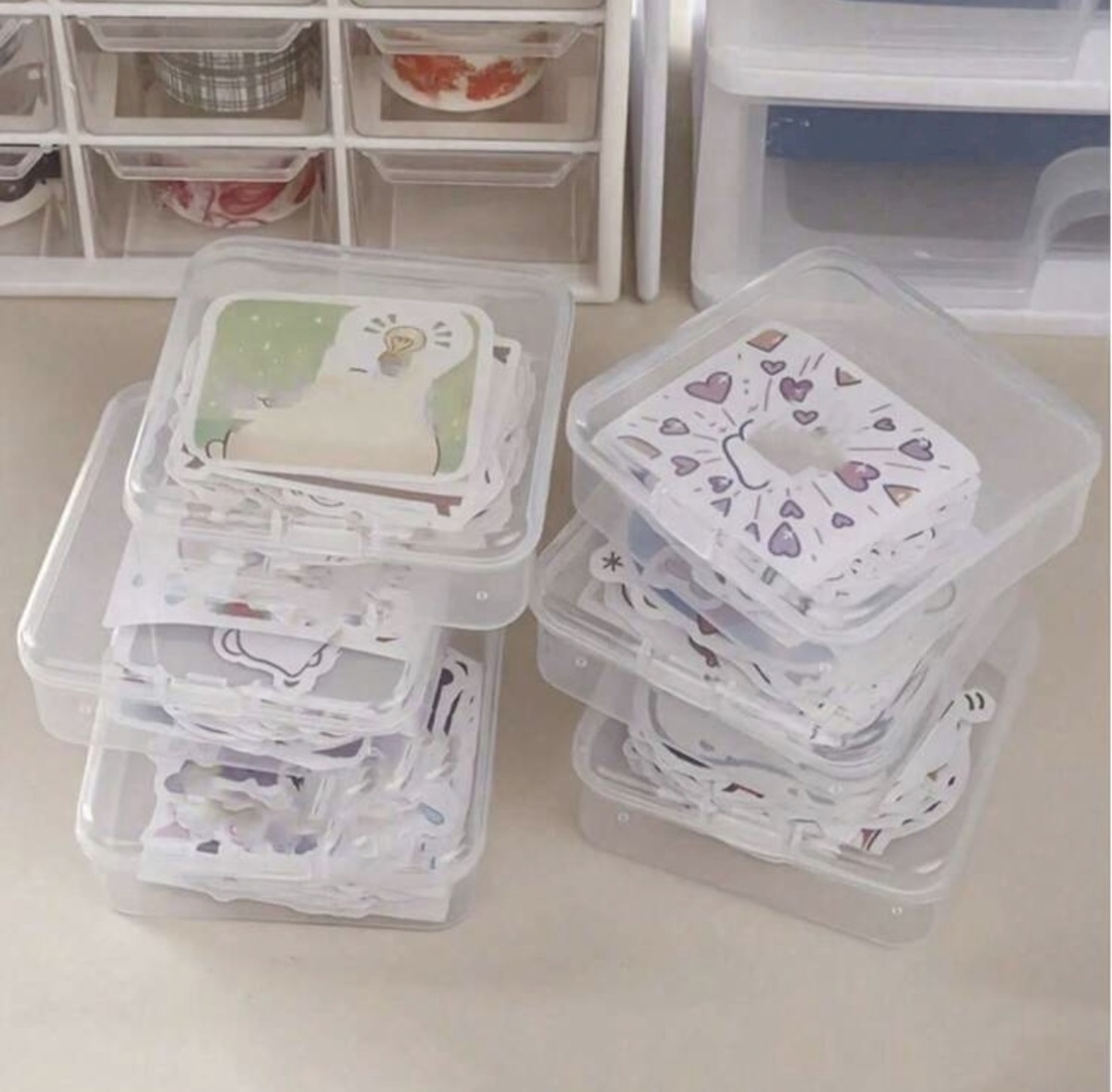 Storage box