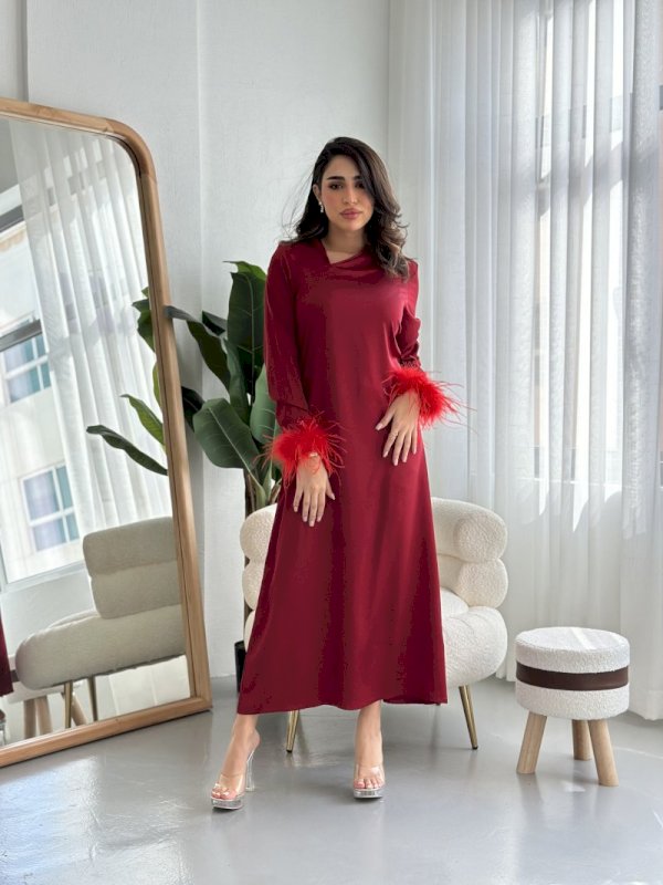 فستان حرير ريش ماروني