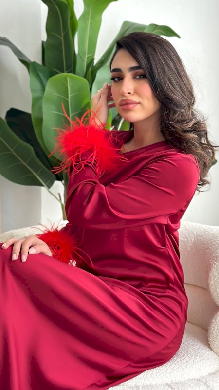 فستان حرير ريش ماروني