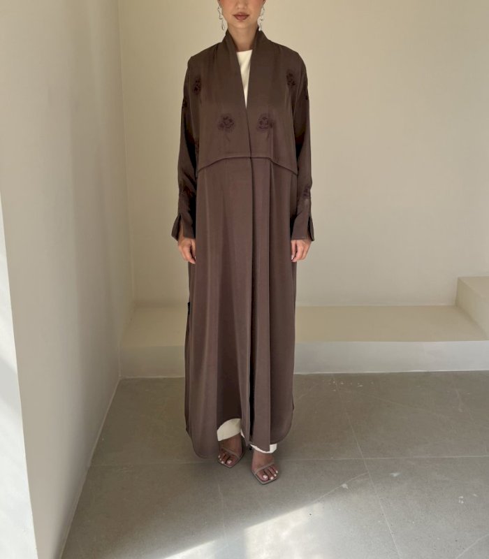 Mocha Roses Cloak