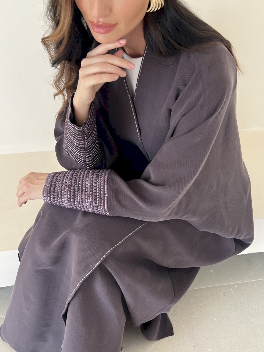 Mauve woven cuff cloak