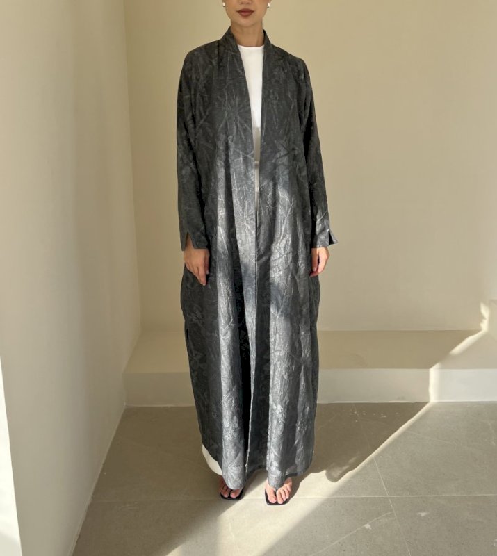 Dark Grey Fluer Linen Cloak
