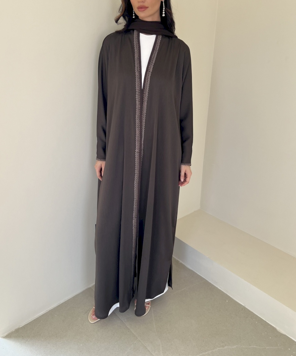 Mocha brown bubbles crepe cloak