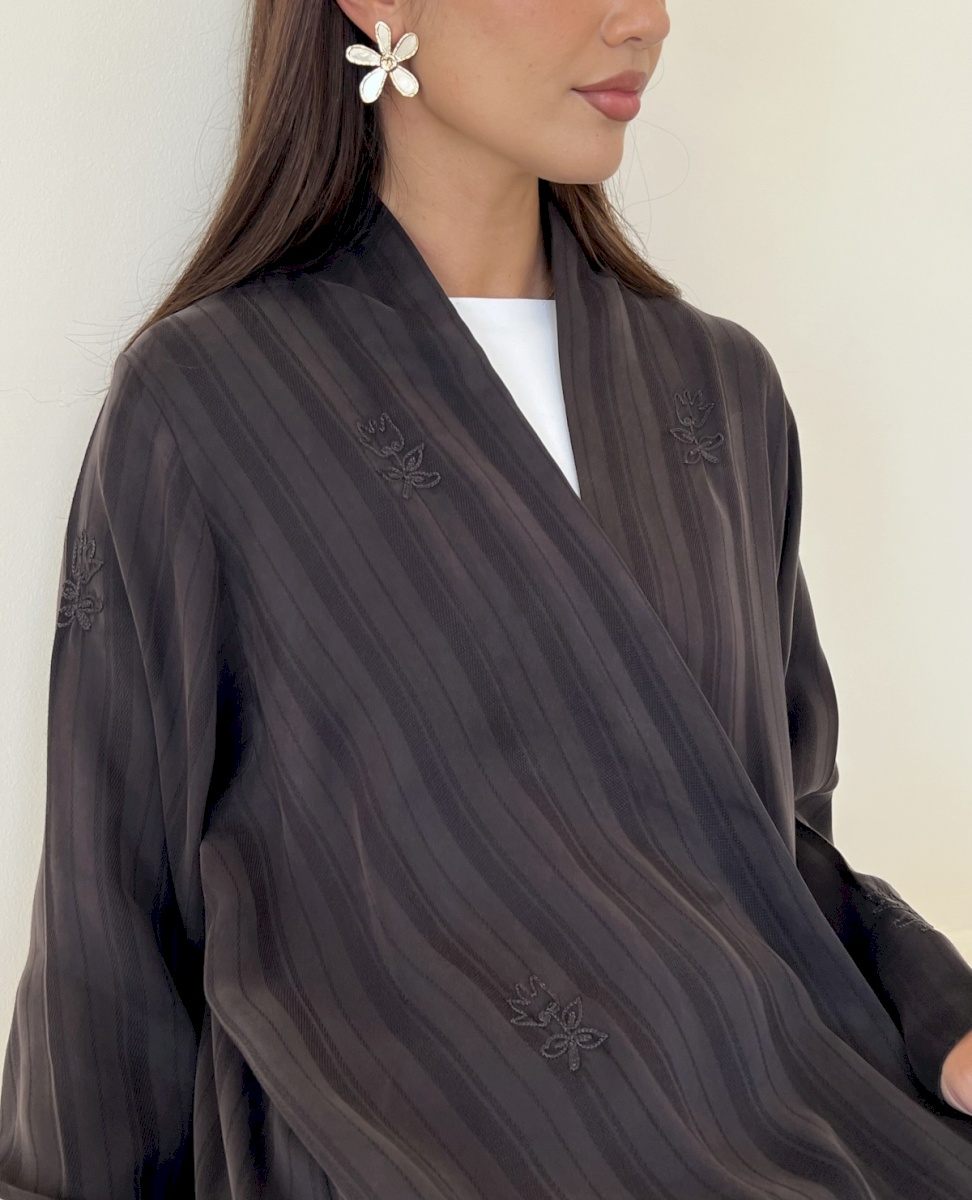Brown fleur cloak