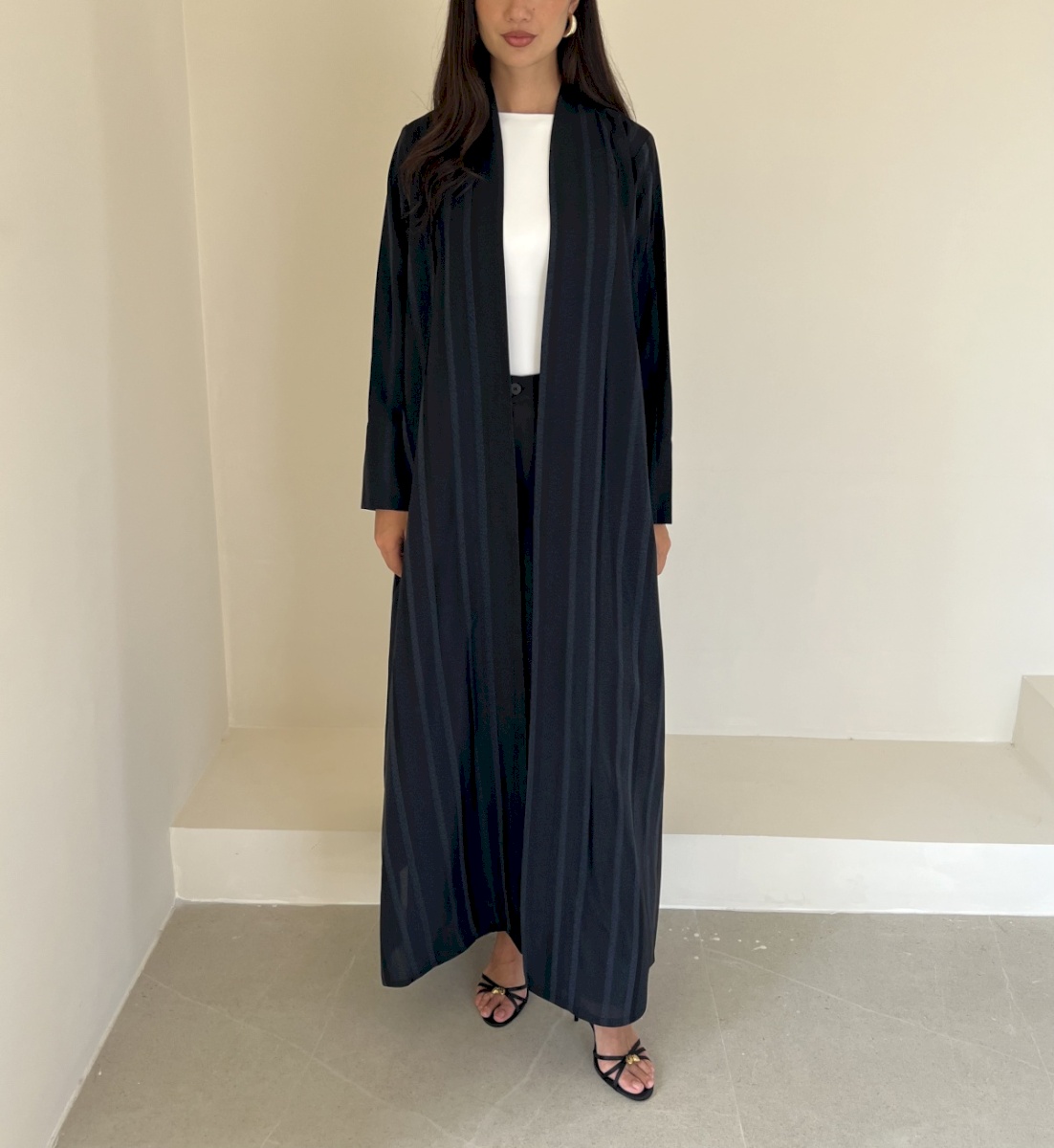 Black with blue lustre striped cloak