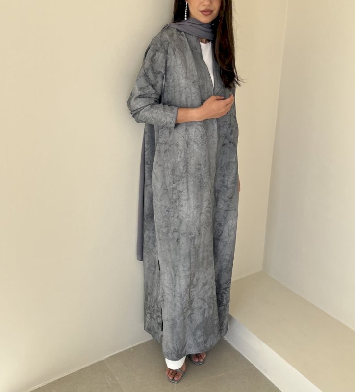 Grey oasis cloak