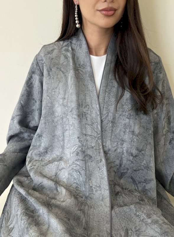Grey oasis cloak