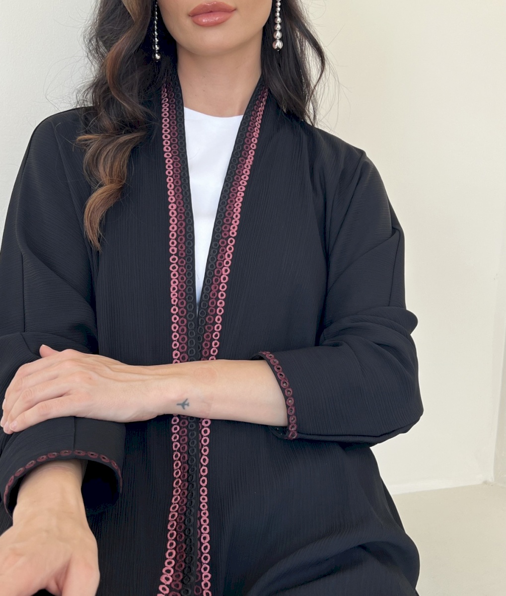 Black bubbles crepe cloak