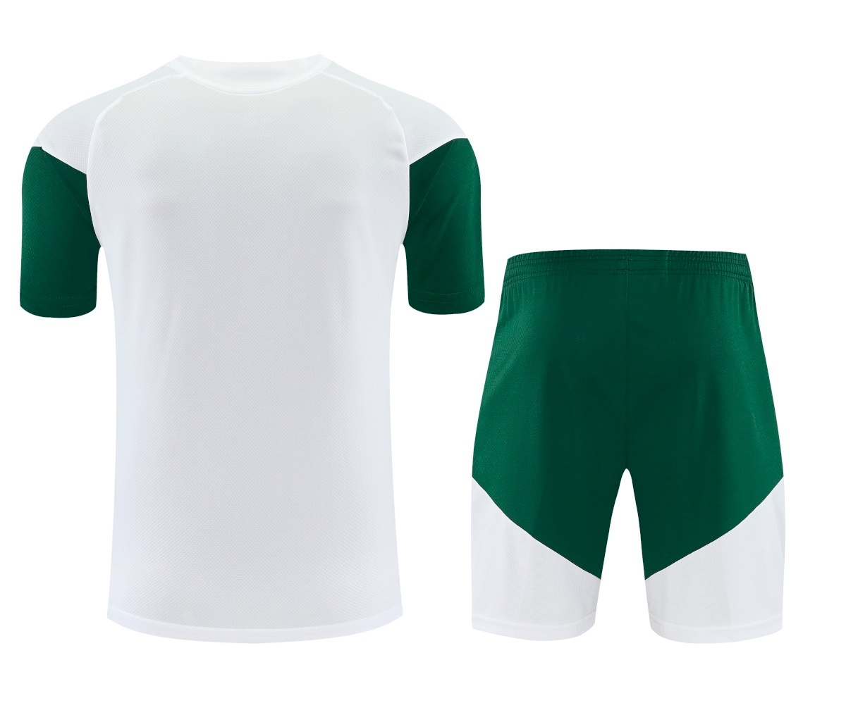 Italy white kit
