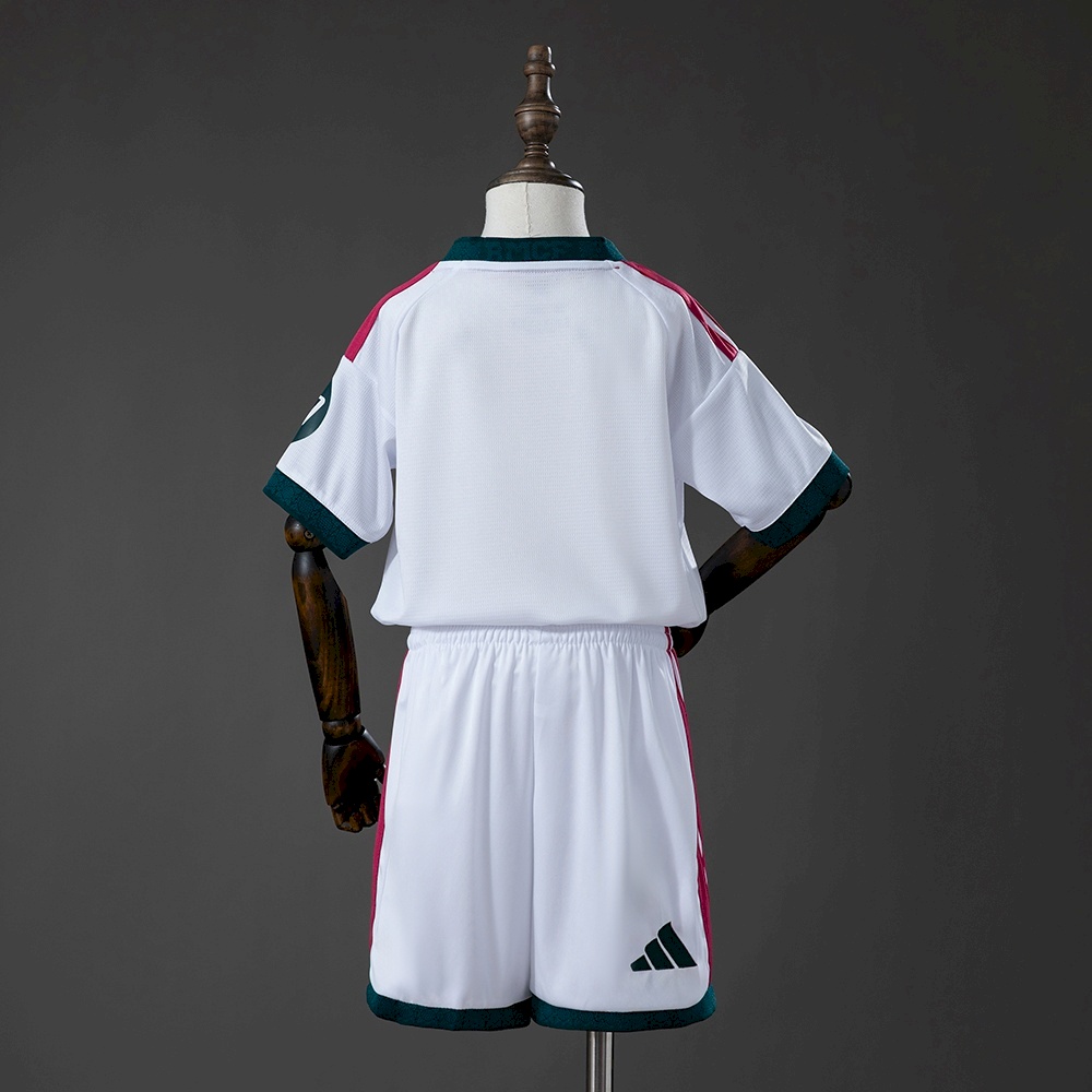 Real Madrid home 26 ( Mbappe 10 )