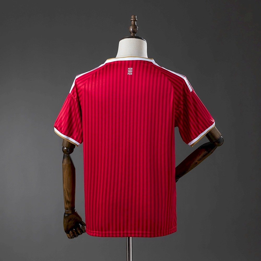 Bayern Munich home 26 - 27