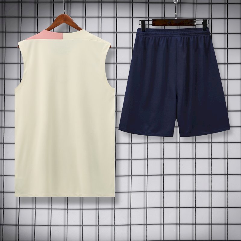 Barcelona training beige kit