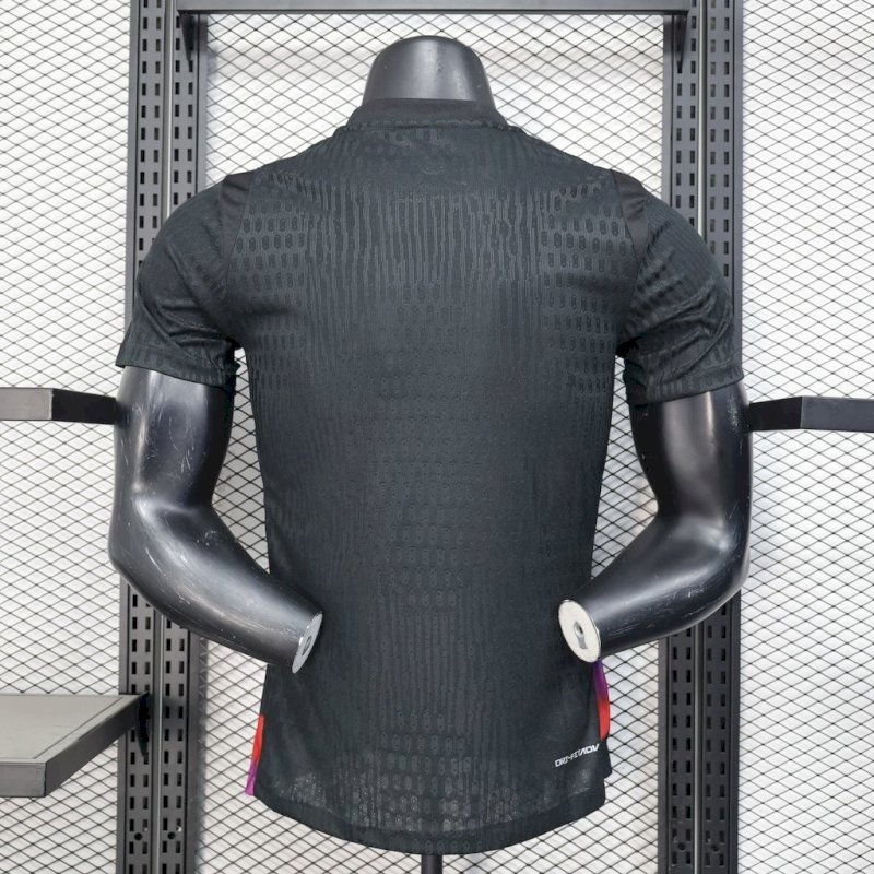 England Away 25 - 26