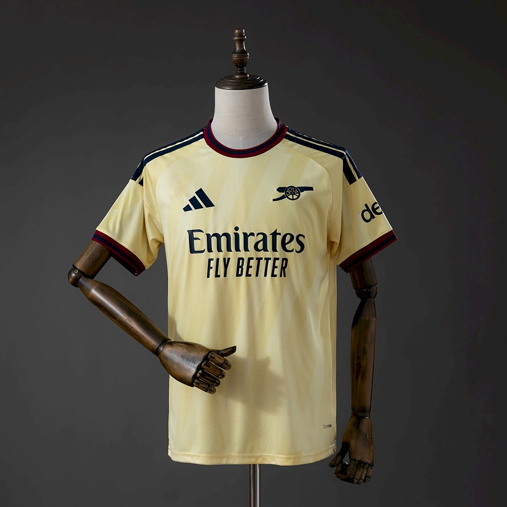 Arsenal third 26 - 27