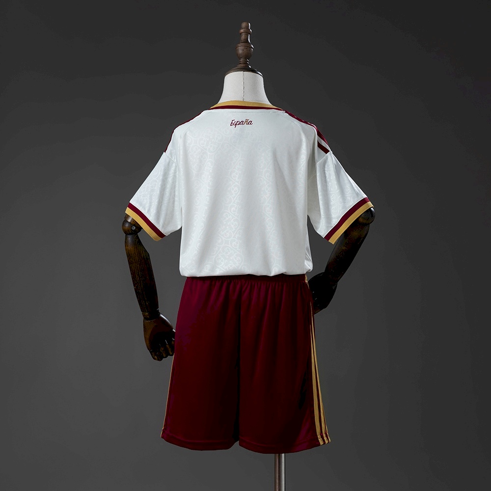 Spain away 26 ( Lamine yamal 19 )