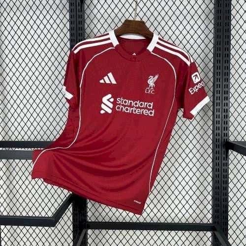 Liverpool Home 25 - 26