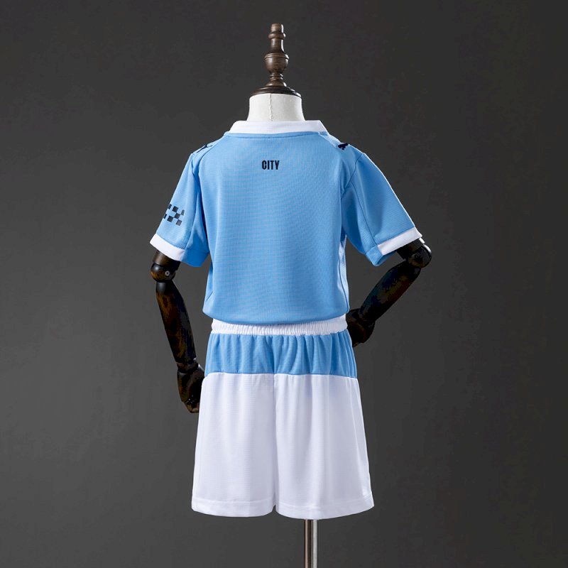 Man city Home 25 - 26