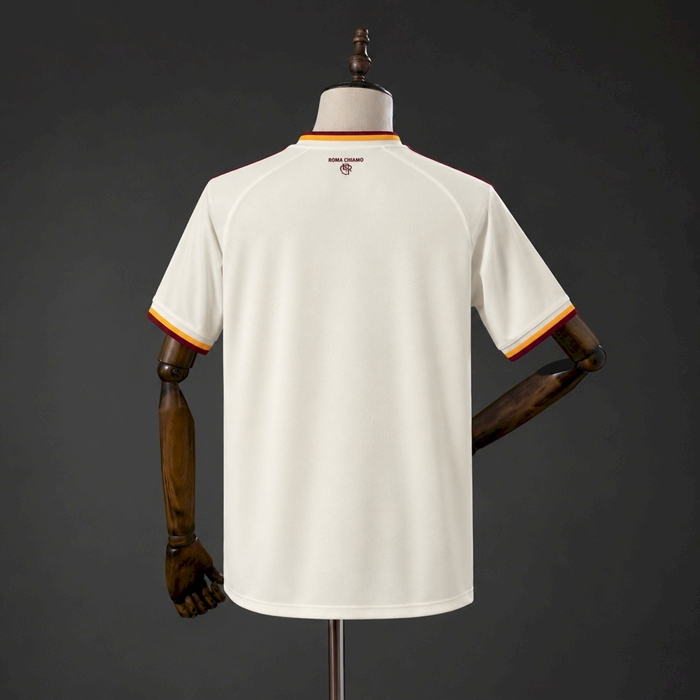 Roma away 26 - 27