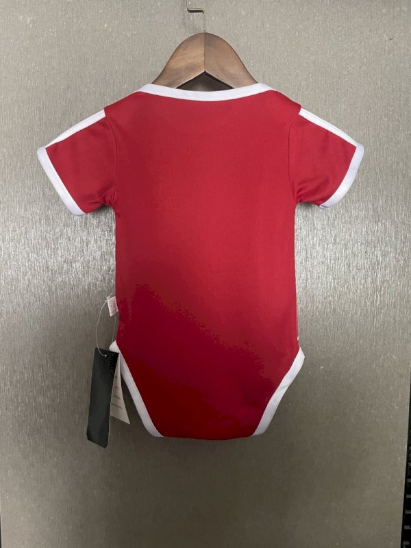 Baby Liverpool Home 25 - 26