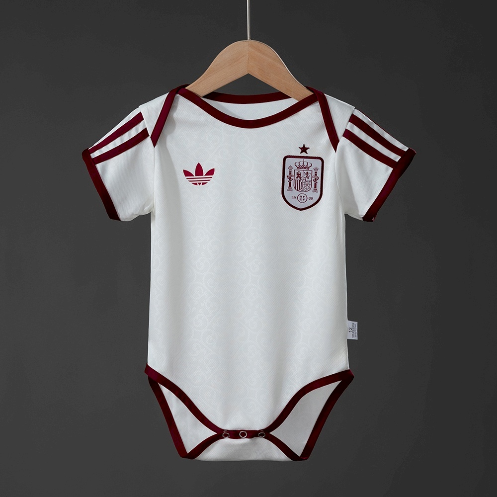 Spain home 26