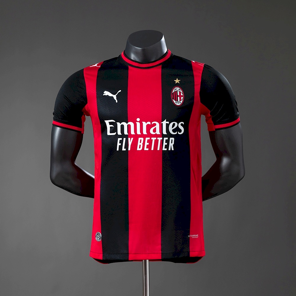 Milan home 26 - 27