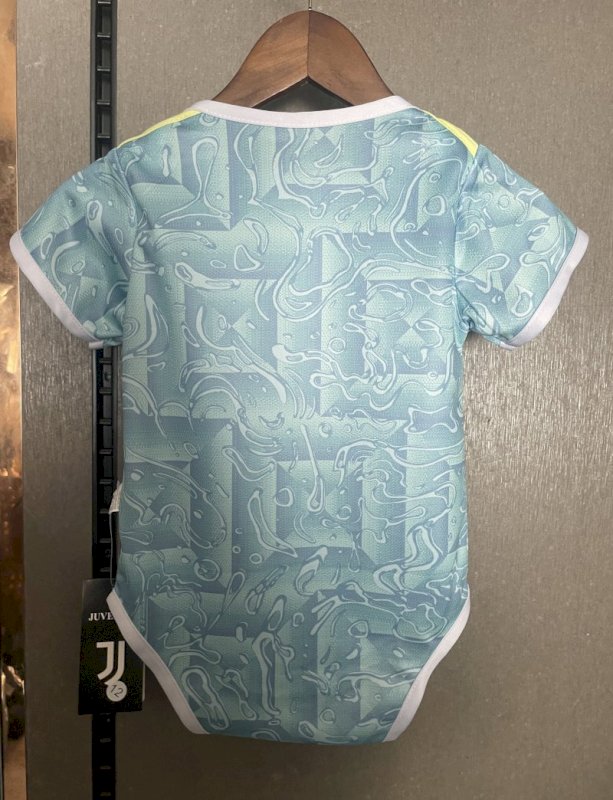 Baby Juventus Away 25 - 26