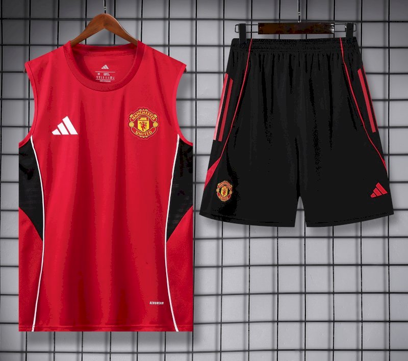 Man United training kit