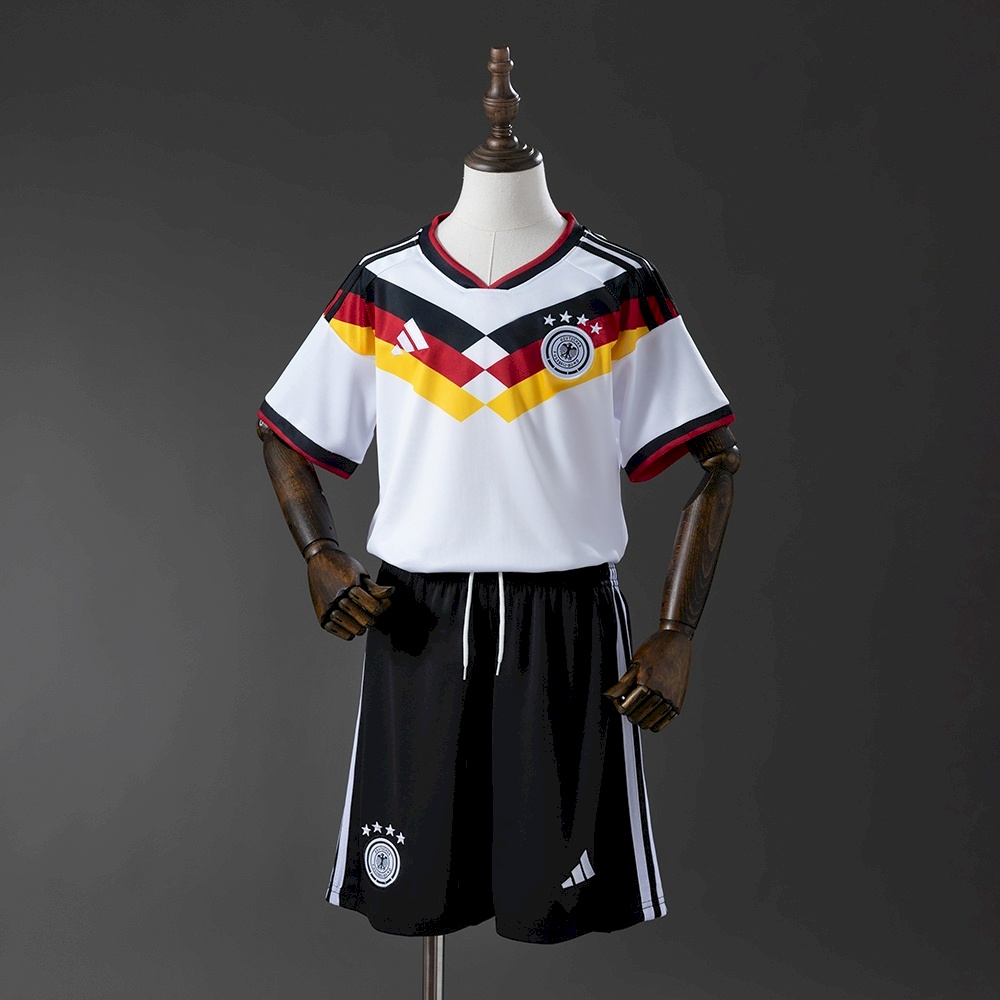 Germany home 26