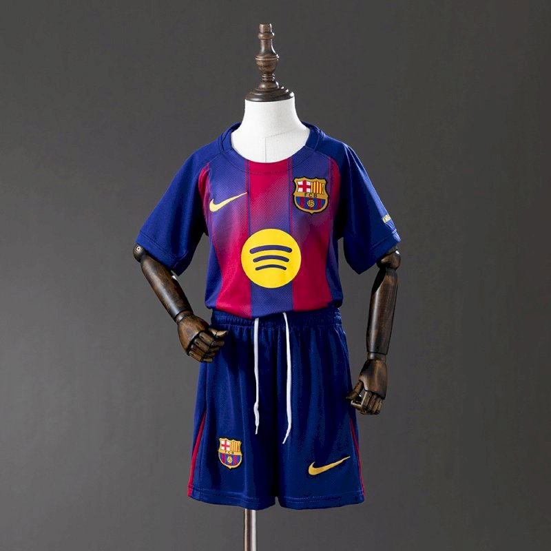 Barcelona Home 25 - 26