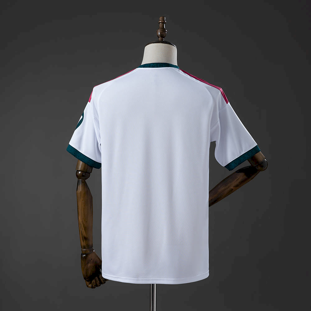 Real Madrid home 26 - 27