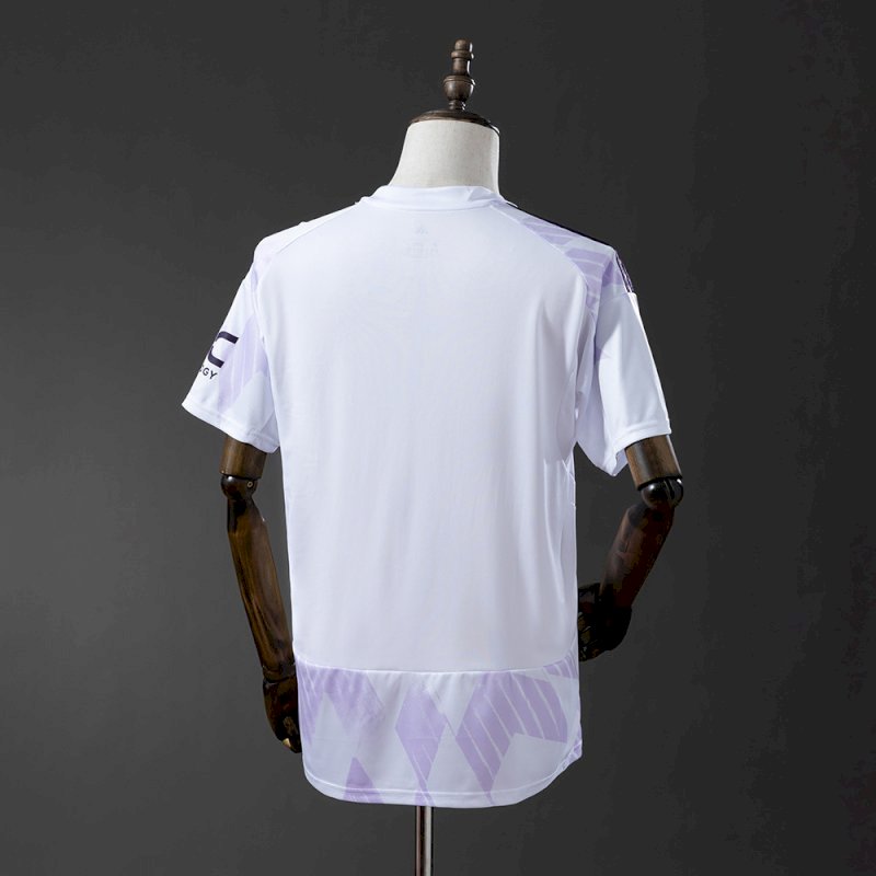 Man United Away 25 - 26