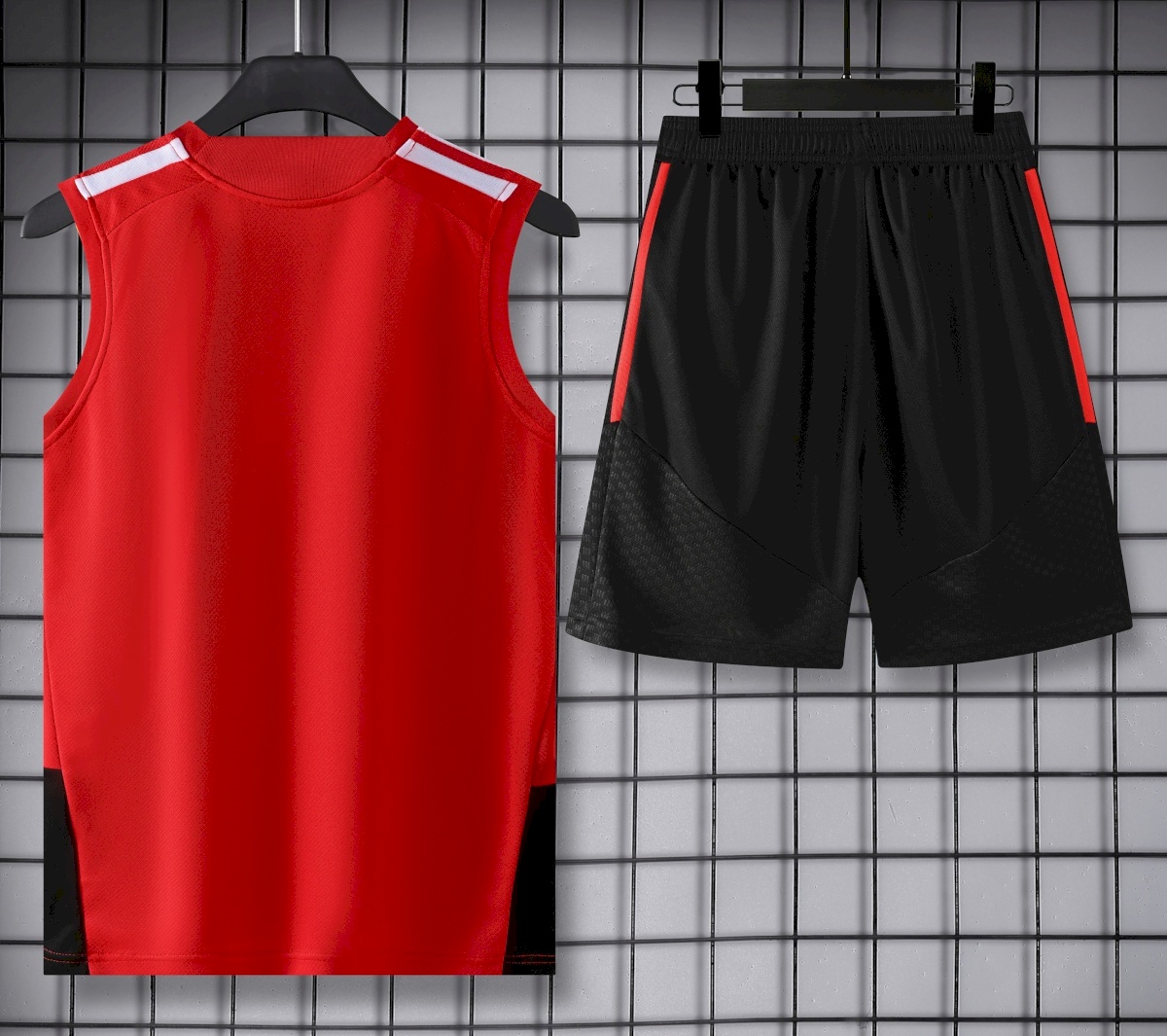 ِِArsenal training red kit