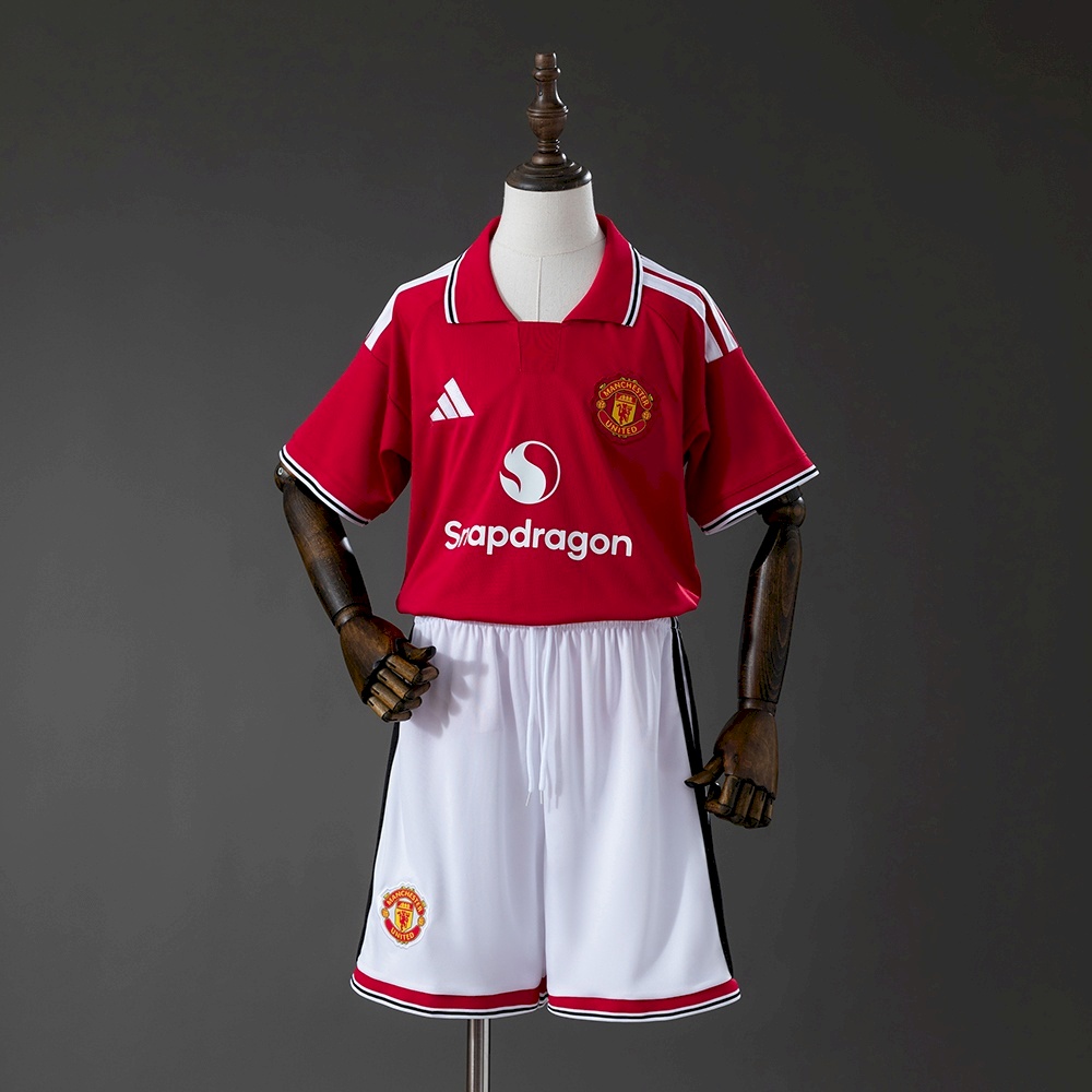 Man united home 26 - 27