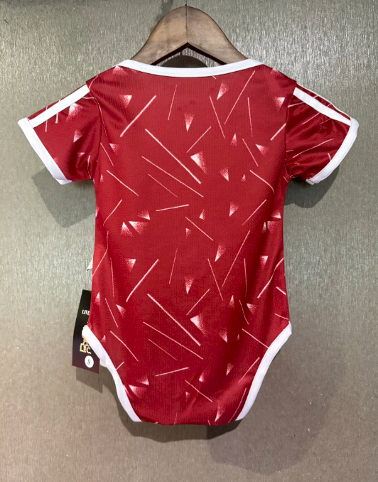 Liverpool home 26 - 27