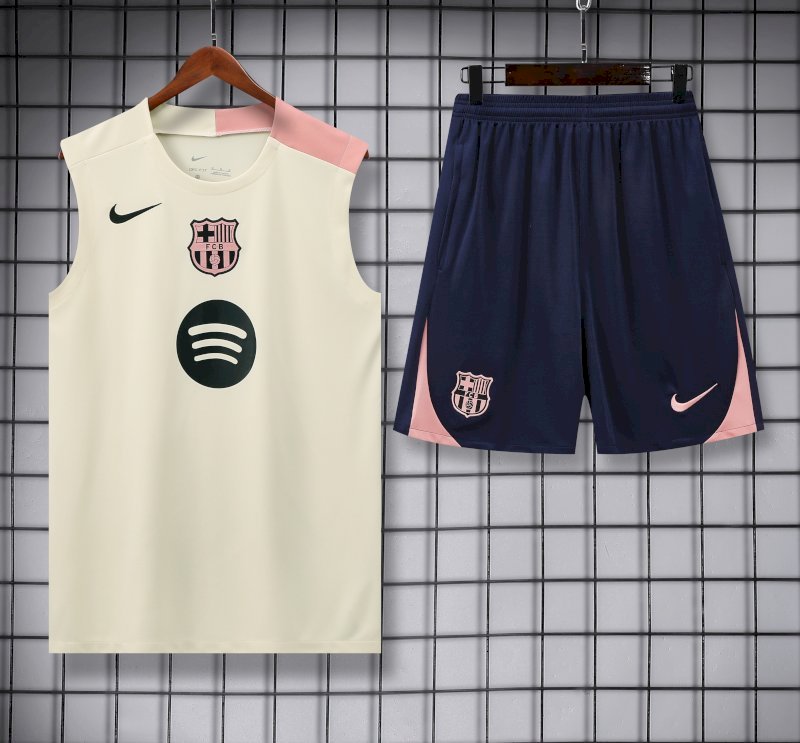 Barcelona training beige kit