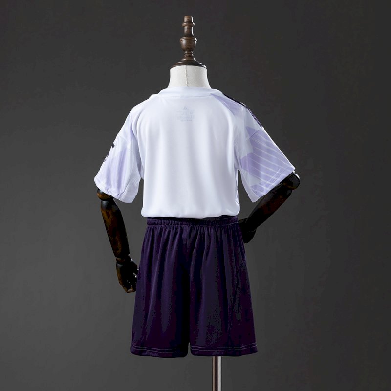 Man United Away 25 - 26