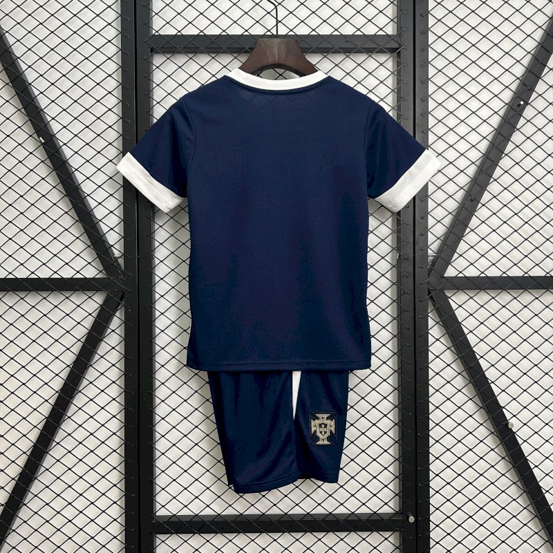 Portugal Ronaldo Training 25 - 26