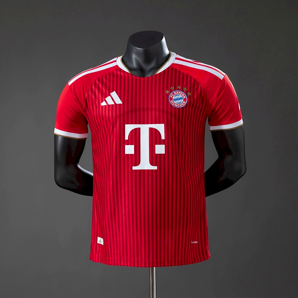 Bayern Munich home 26 - 27