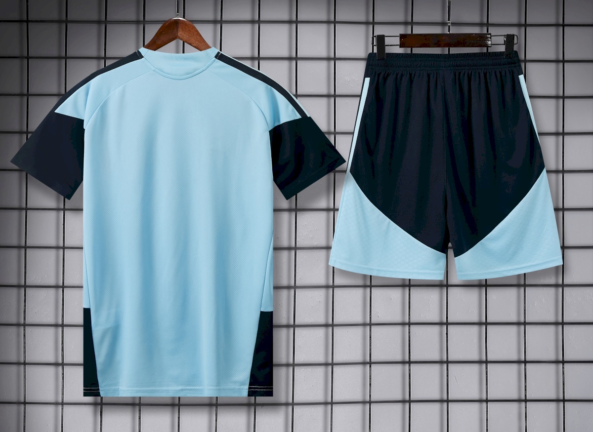 Argentina blue kit