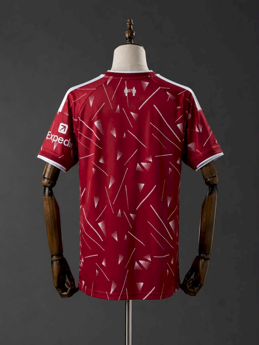 Liverpool home 26 - 27